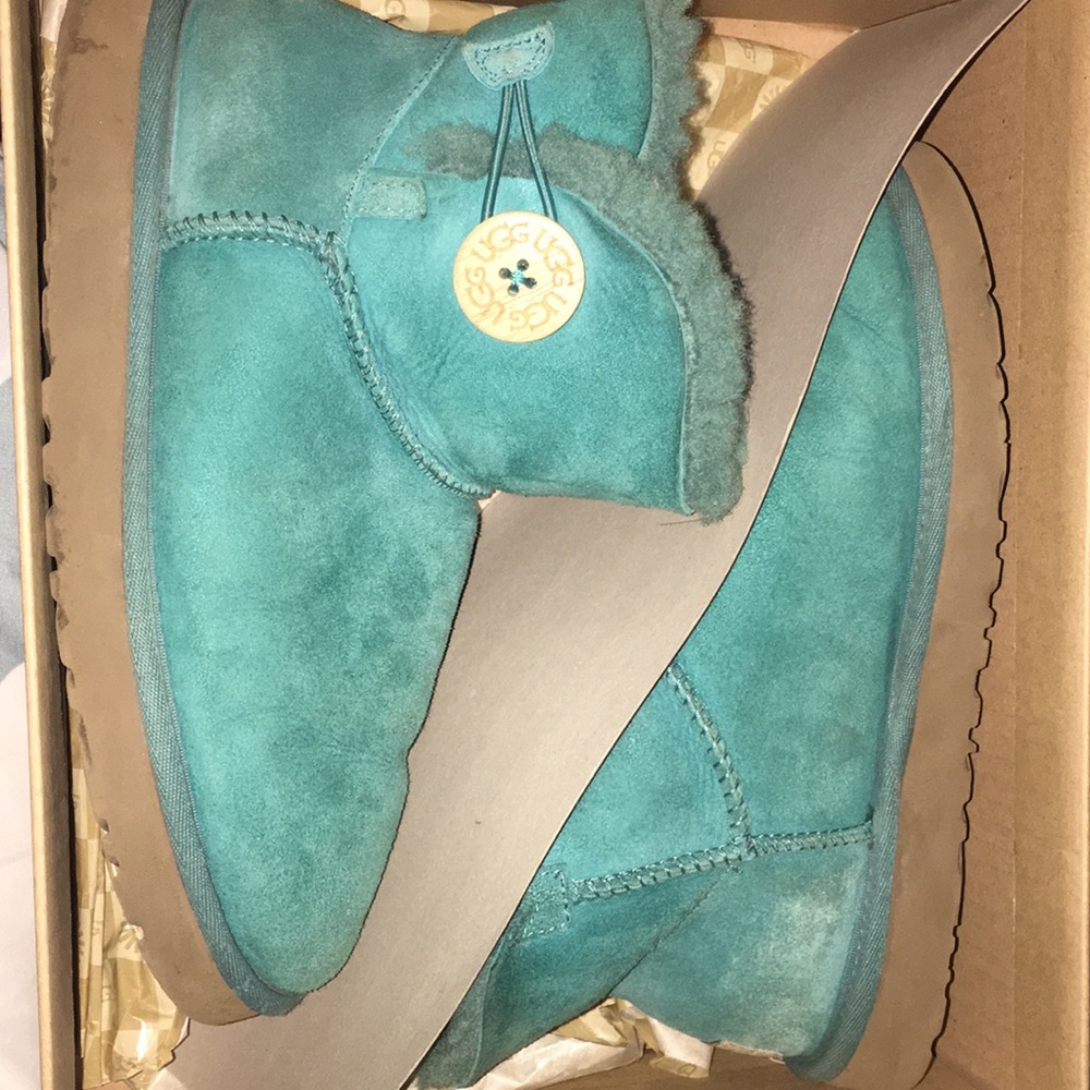 Boots.